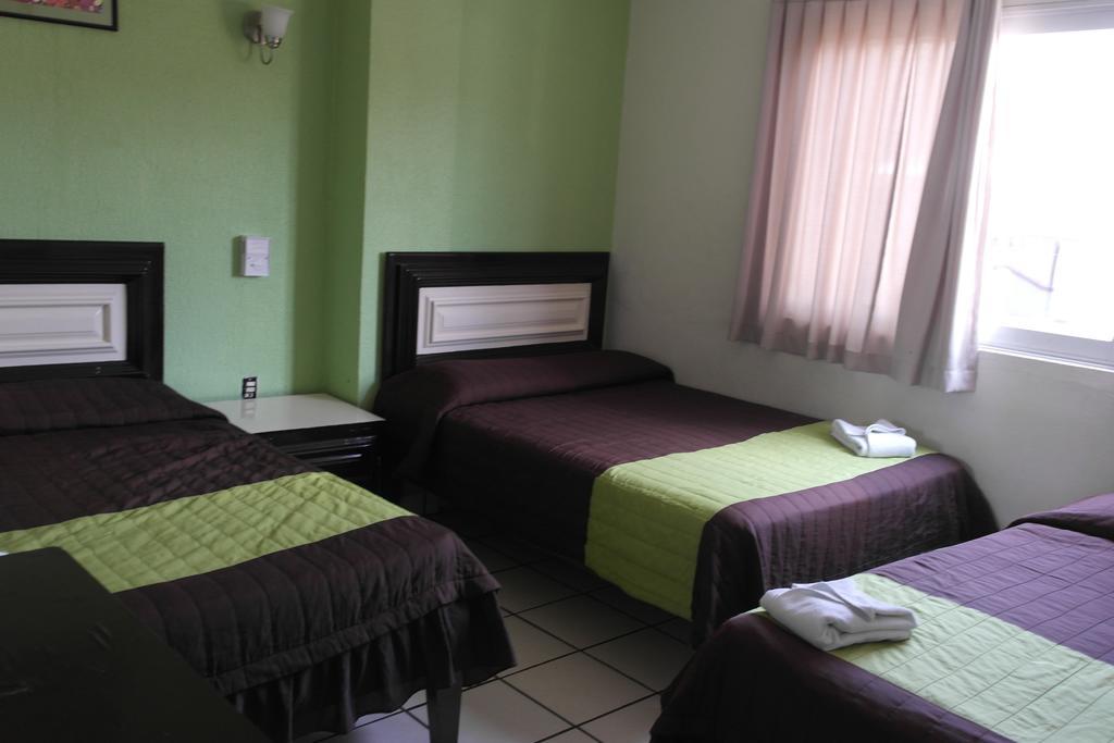 Hotel El Roble Tuxtla Gutiérrez المظهر الخارجي الصورة