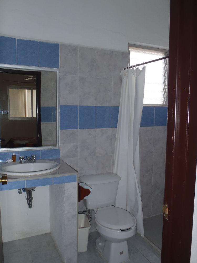 Hotel El Roble Tuxtla Gutiérrez المظهر الخارجي الصورة